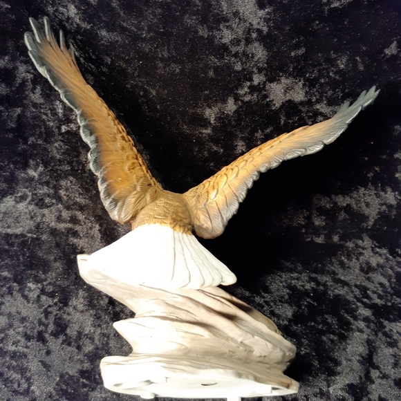 Vintage Bald Eagle Figurine - Picture 3 of 4